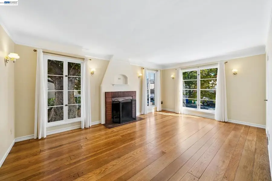 1525 Chestnut St, Alameda, CA 94501 - #3