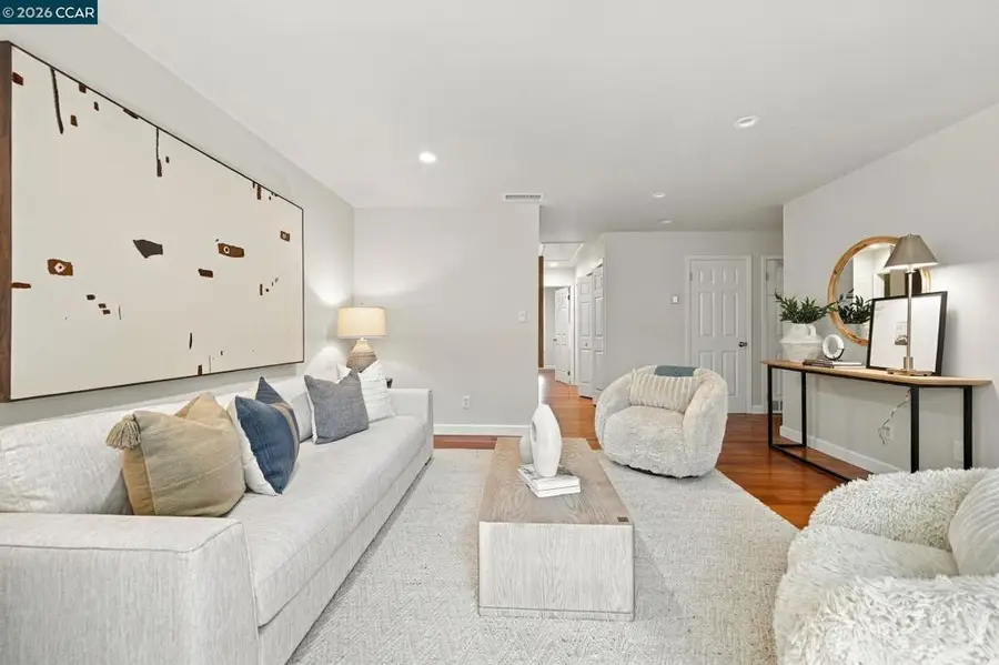 454 Holiday Hills Dr, Martinez, CA 94553 - #2
