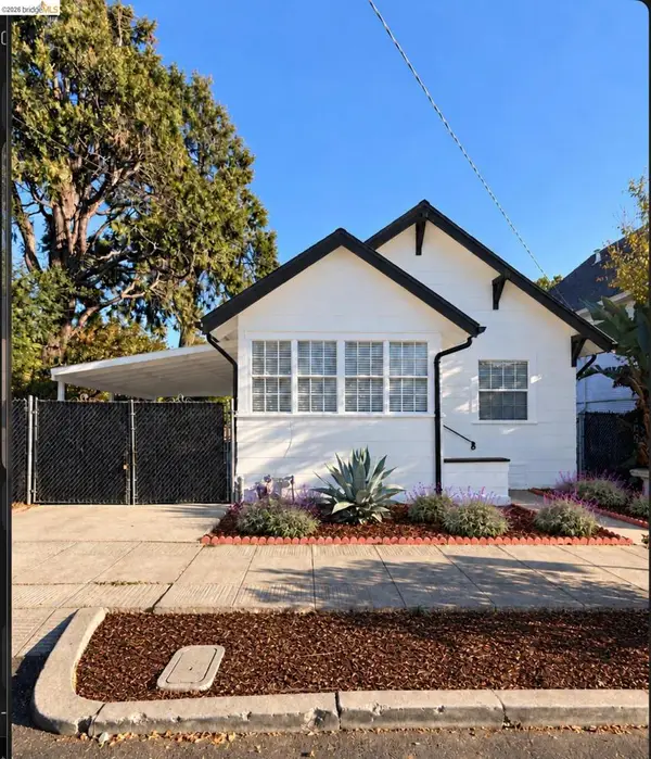 3042 Eastman Ave, Oakland, CA 94619