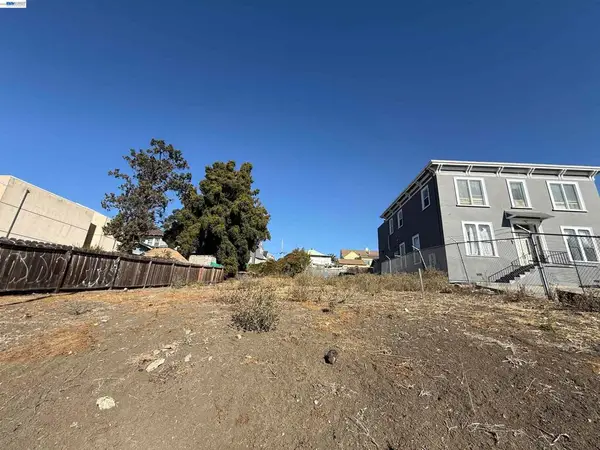 9430 Macarthur Blvd, Oakland, CA 94605