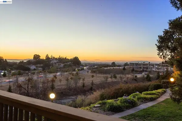 21117 Gary Drive #213, Hayward, CA 94546