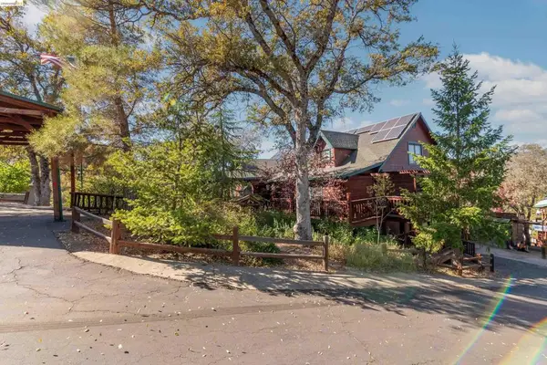 15800 Ridgefield Ct., Sonora, CA 95370