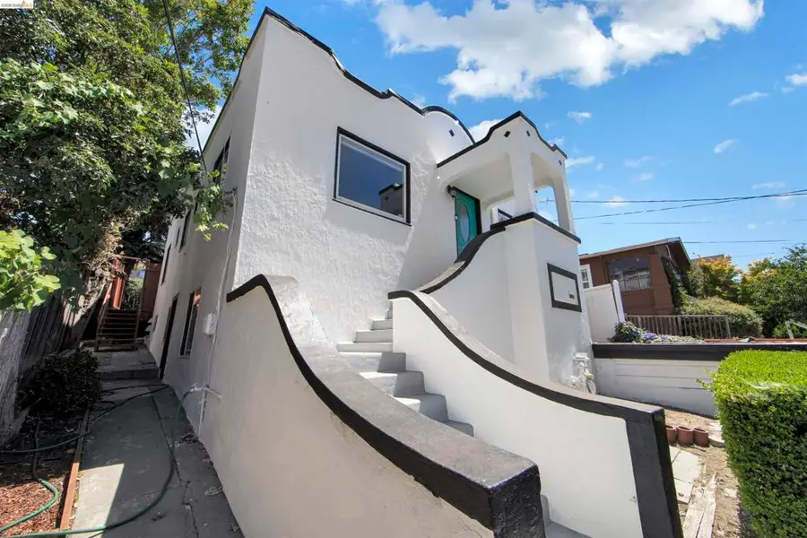 4628 Congress Ave, Oakland, CA 94601 - #2