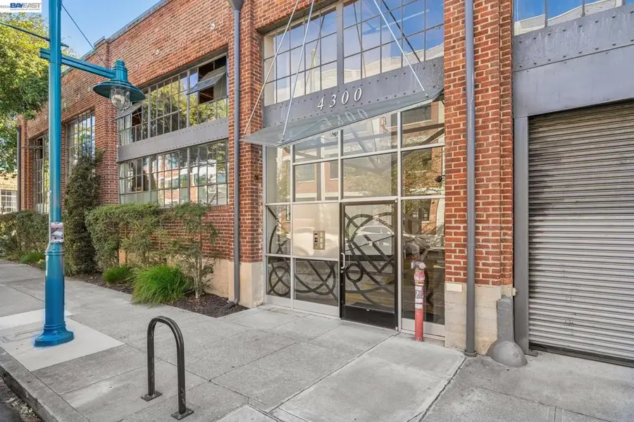 4300 Horton St #8, Emeryville, CA 94608 - #2