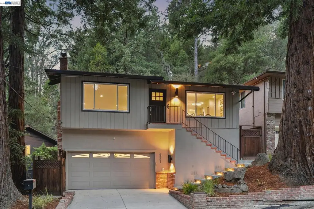 6661 Banning Dr, Oakland, CA 94611 - #1