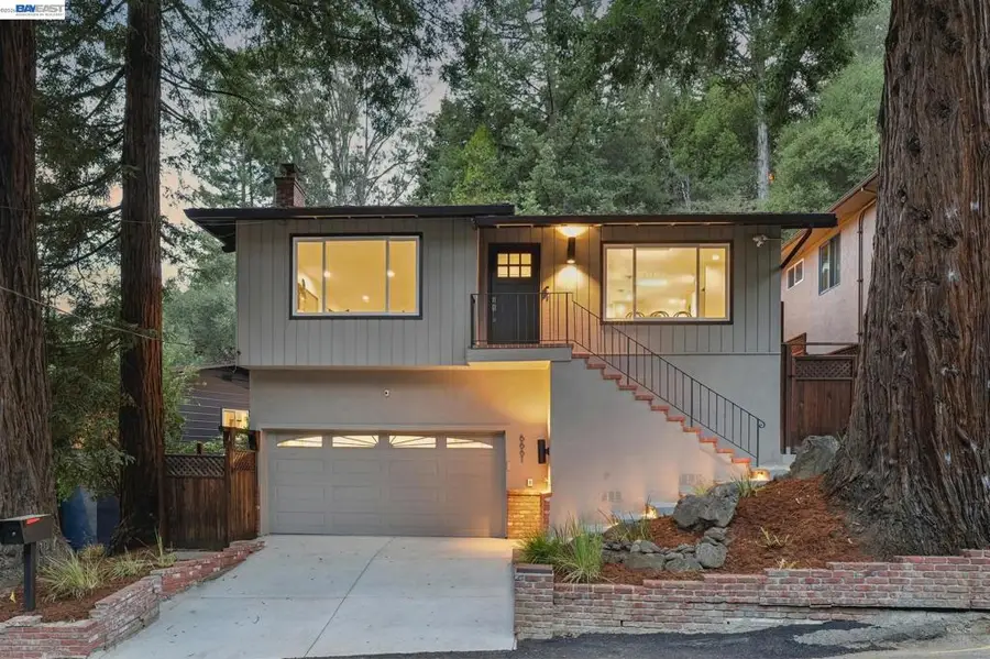 6661 Banning Dr, Oakland, CA 94611 - #2