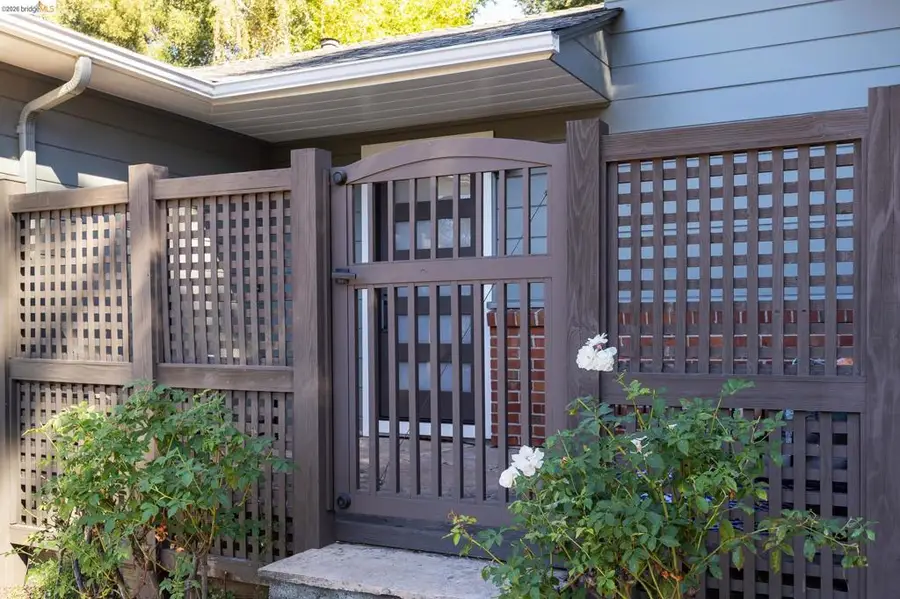 4330 Mountain Blvd, Oakland, CA 94619 - #2