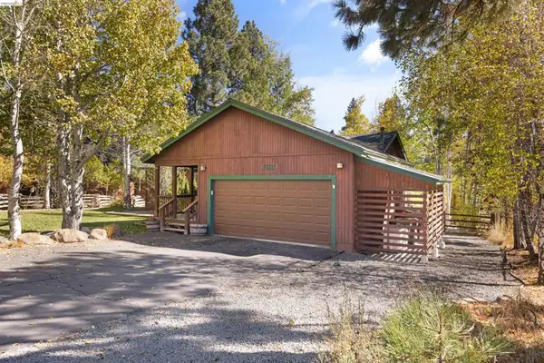10883 Whitehorse Rd, Truckee, CA 96161