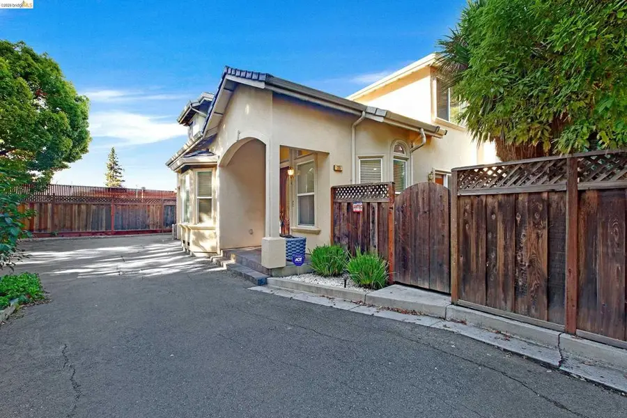 35 Amherst Ct, Menlo Park, CA 94025 - #3