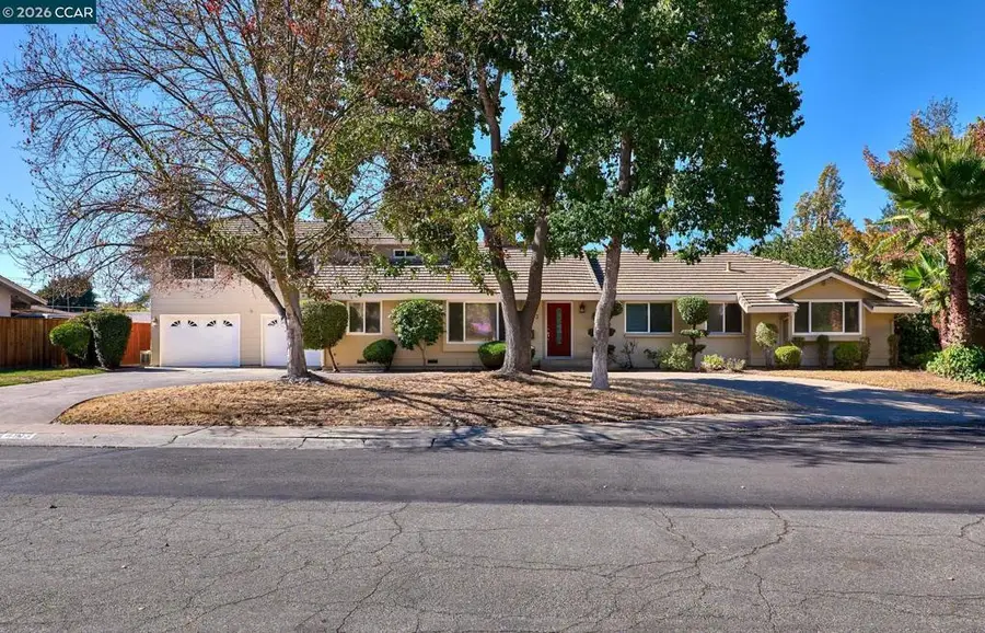 4813 Concho Ct, Carmichael, CA 95608 - #2
