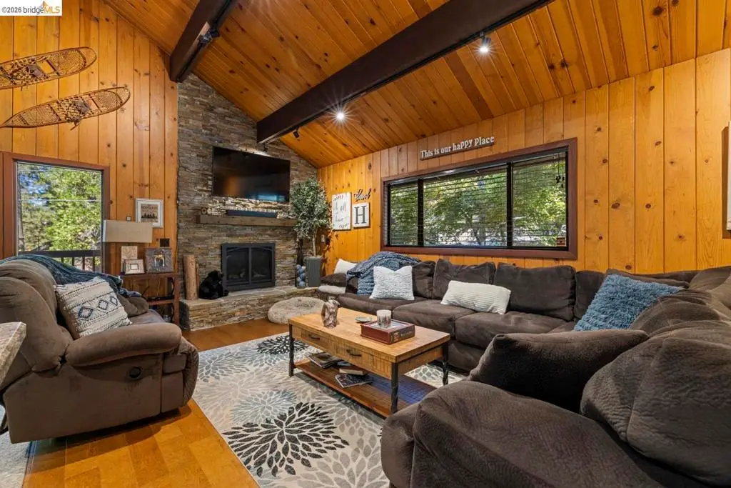 24213 Paipu Rd, Mi Wuk Village, CA 95346 - #1