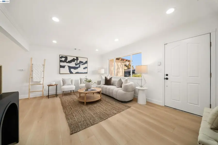 8035 Holanda Ln, Dublin, CA 94568 - #2