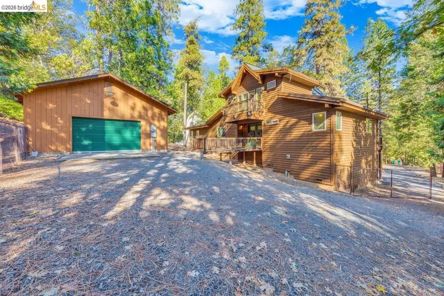 17061 Broken Pine Dr, Sonora, CA 95370 - #2