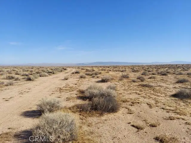 5 Harper Lake Road, Hinkley, CA 92347 - Image #2