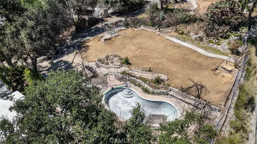 150 Jaxine Drive, Altadena, CA 91001 - Image #2