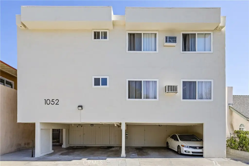 1052 Elm Avenue, Glendale, CA 91201 - #1