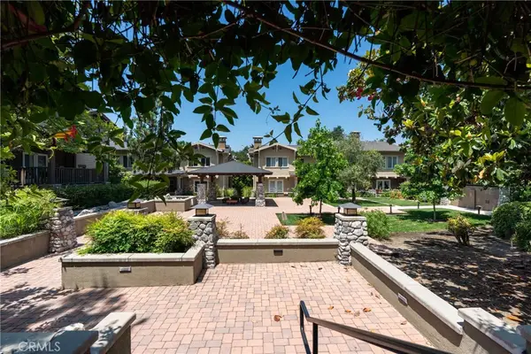 1709 N Fair Oaks Avenue #118, Pasadena, CA 91103