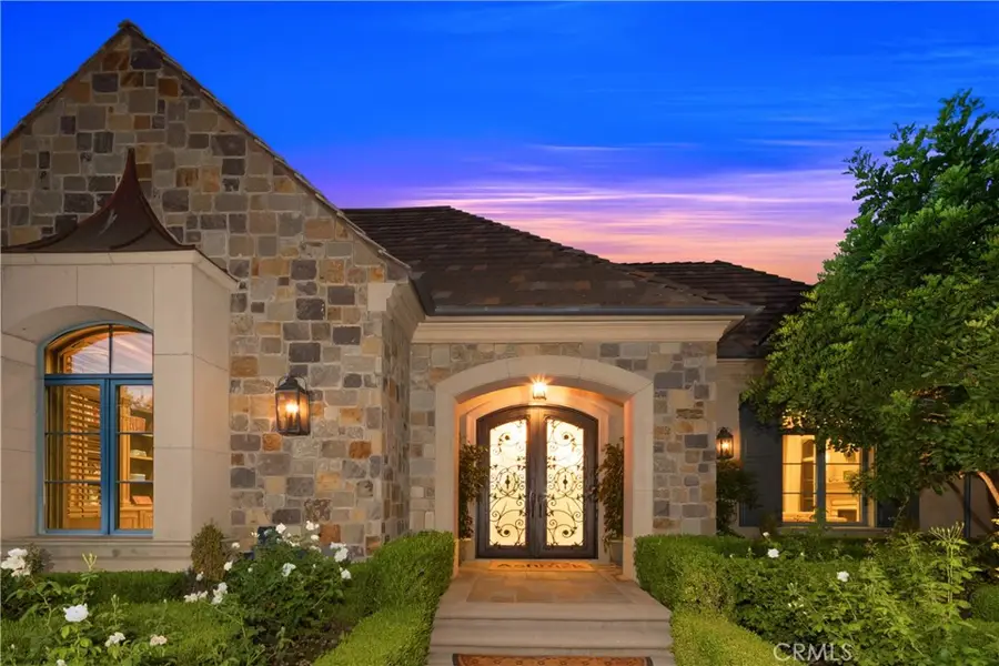 935 W Foothill Boulevard, Arcadia, CA 91006 - Image #3