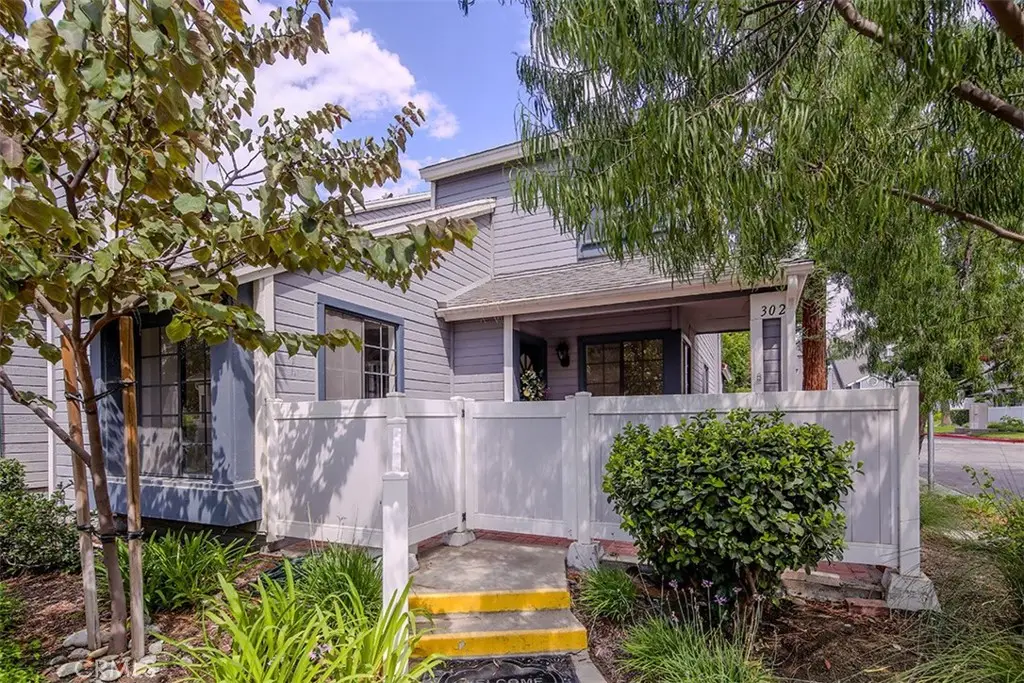 302 Monroe Court, Azusa, CA 91702 - Image #1