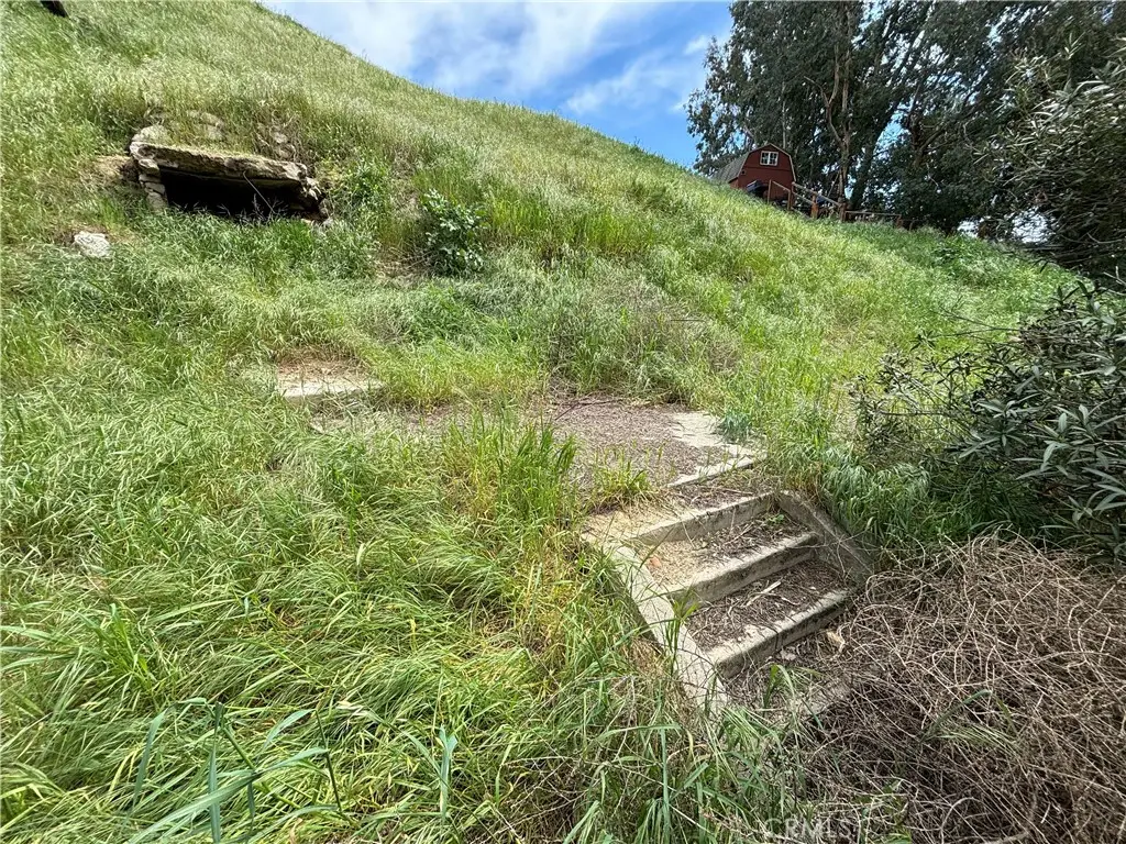 11153 N Trail, Sylmar, CA 91342 - Image #1