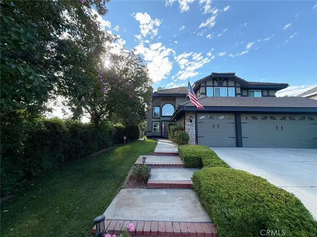 6051 Via Entrada, La Verne, CA 91750 - #1