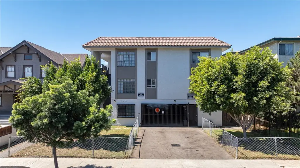 1715 Westmoreland Boulevard, Los Angeles, CA 90006 - #1