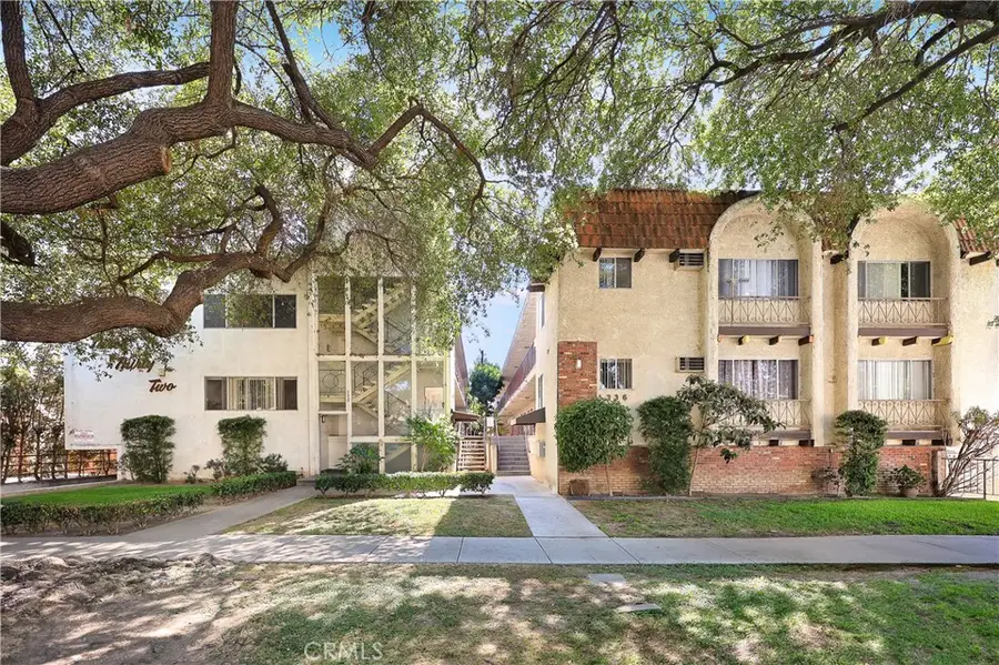 336 Riverdale Drive, Glendale, CA 91204 - Image #2