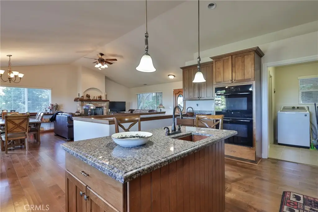 25152 Valle Drive, Crestline, CA 92325 - Image #1