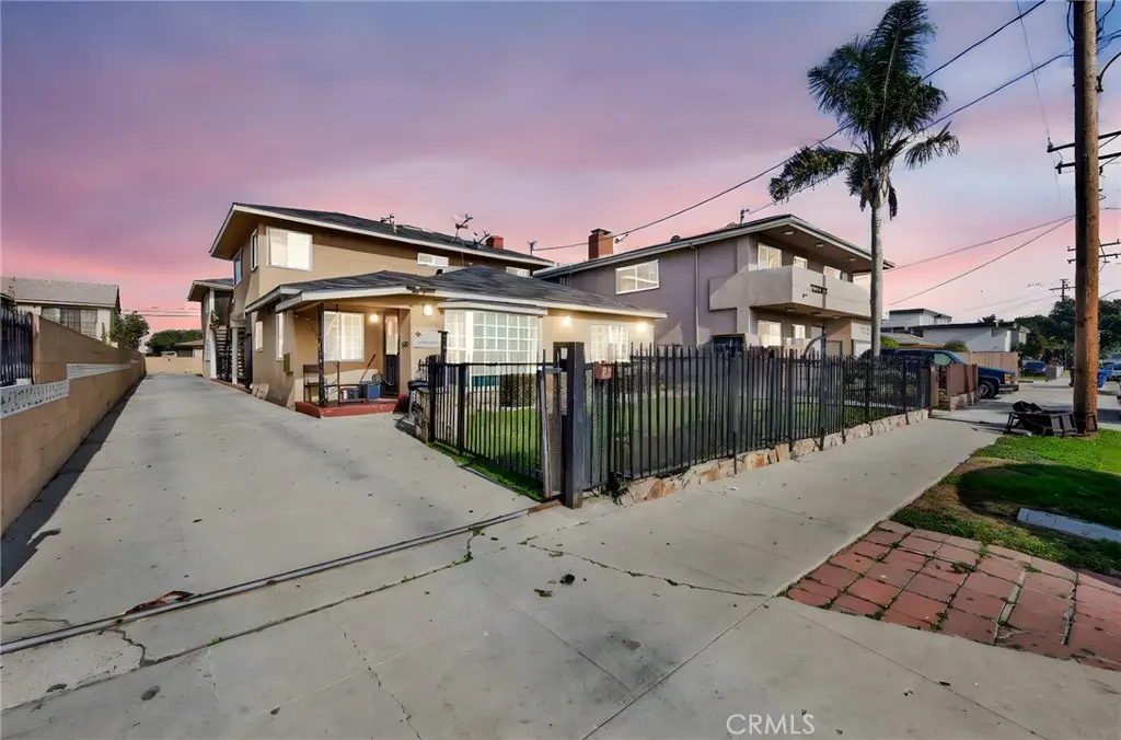 4351 W 142nd, Hawthorne, CA 90250 - Image #1