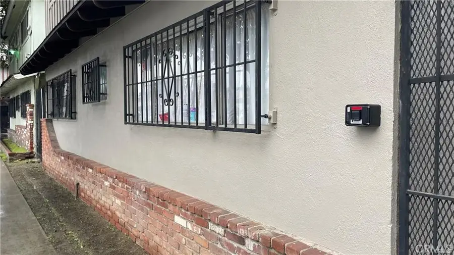 275 E Artesia, Long Beach, CA 90805 - Image #2