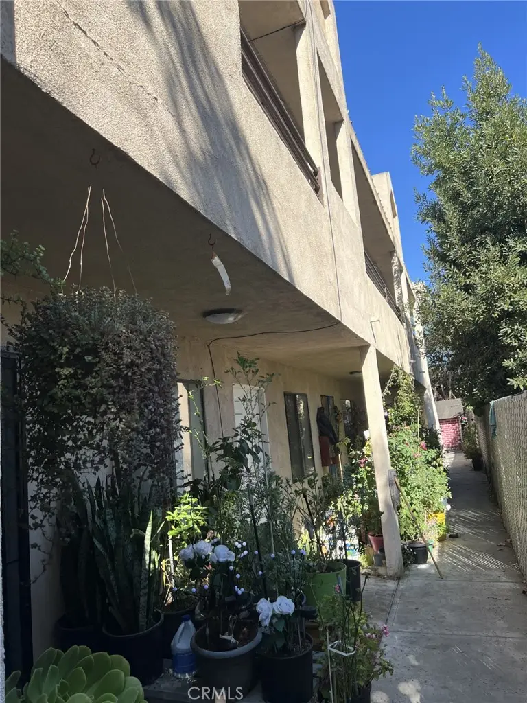 1034 S Herbert, Los Angeles, CA 90023 - Image #2