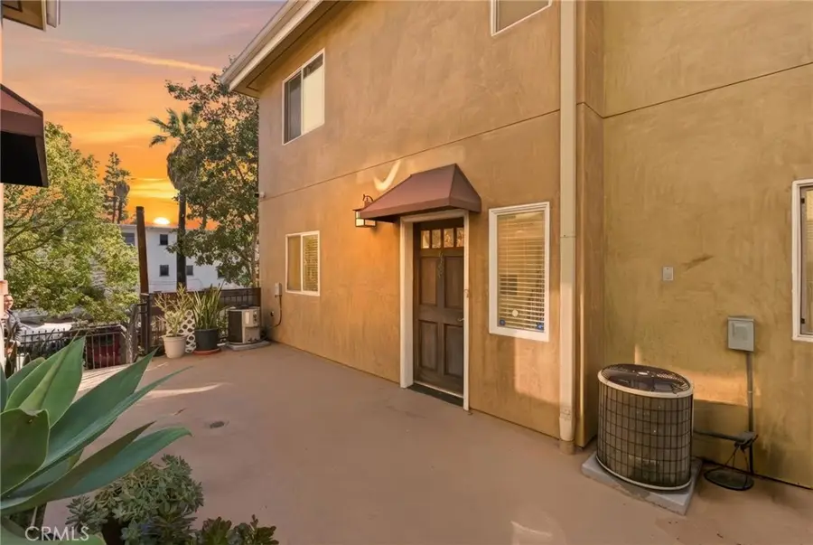 1133 S Hoover #416, Los Angeles, CA 90006 - #3