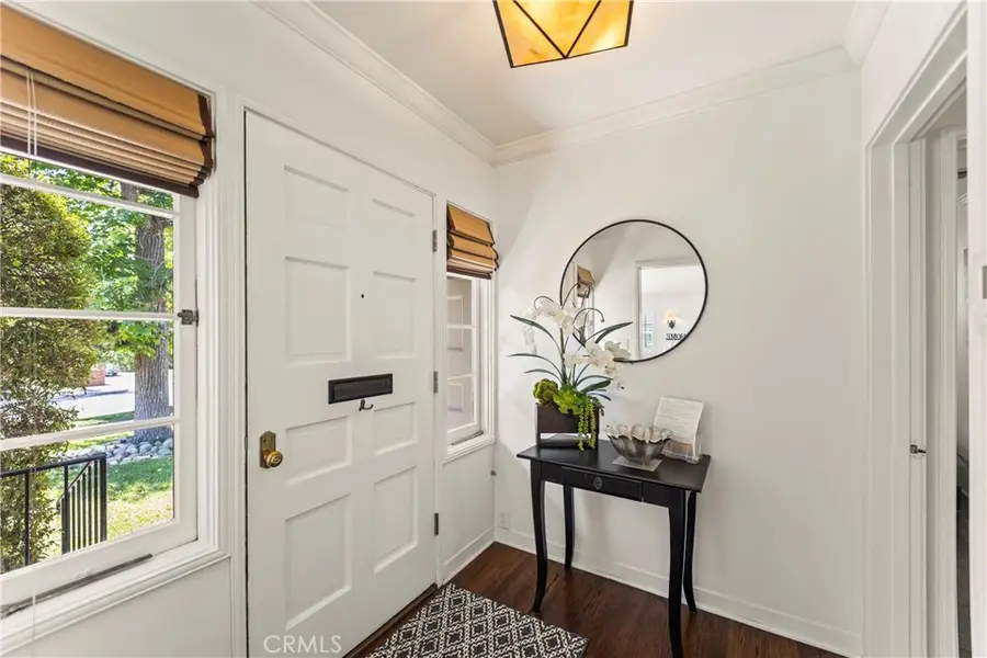 2205 Las Lunas, Pasadena, CA 91107 - #2