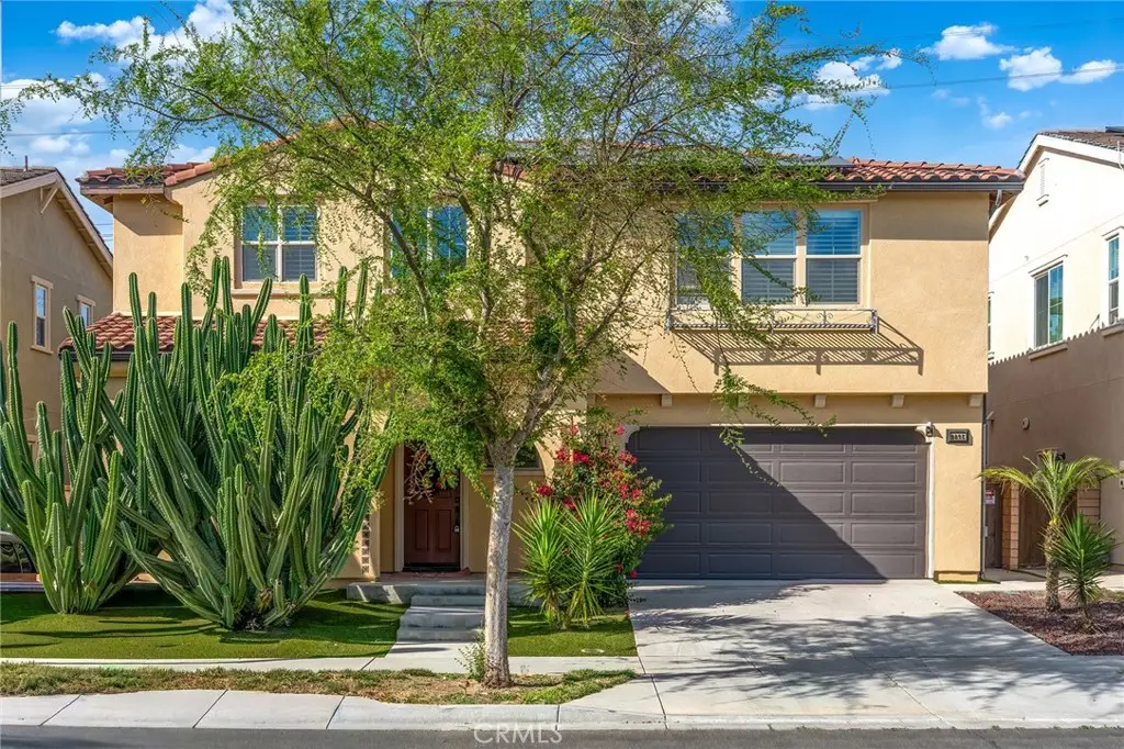 3035 E Oak Knoll, Ontario, CA 91761 - #1