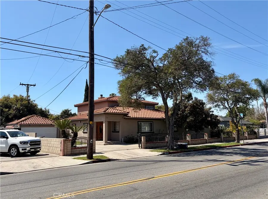 1042 W Mcfadden, Santa Ana, CA 92707 - #2