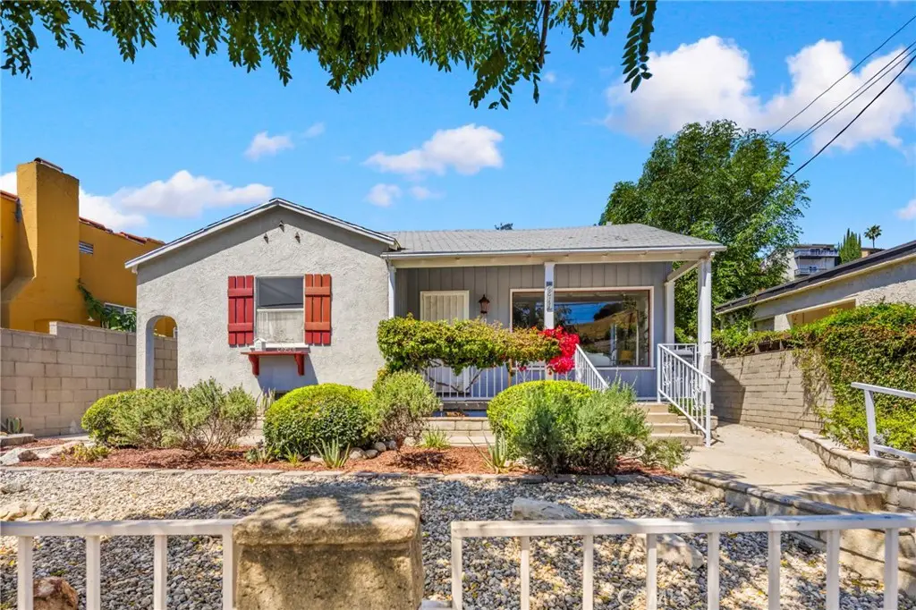 2811 Budau Avenue, Los Angeles, CA 90032 - #1