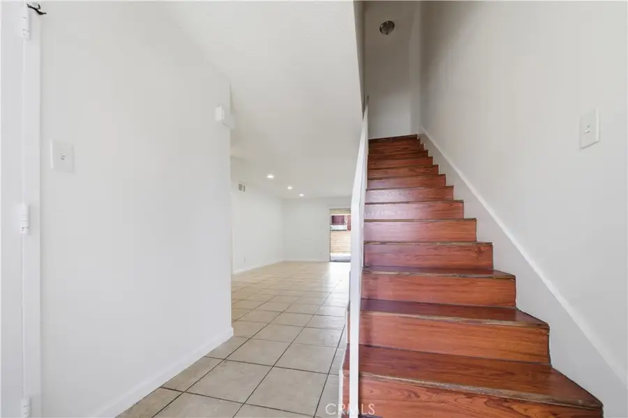 9201 Wakefield Avenue #14, Panorama City, CA 91402 - #3