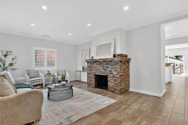 1786 Asbury Drive, Pasadena, CA 91104