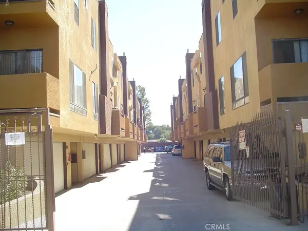 8734 - 8736 Burnet, North Hills, CA 91343