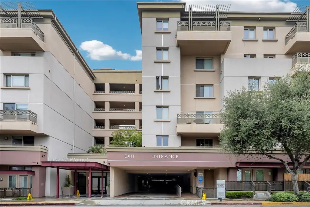 931 E Walnut #307, Pasadena, CA 91106 - #1