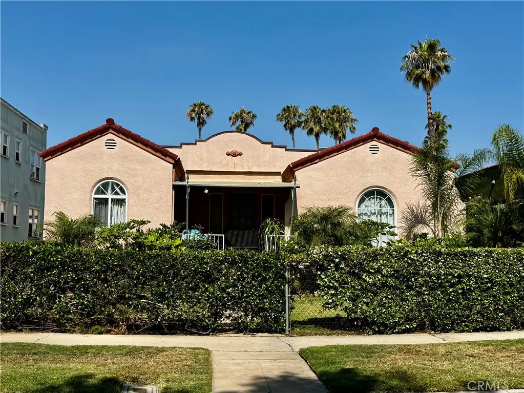 1553 N Commonwealth, Los Angeles, CA 90027 - #1