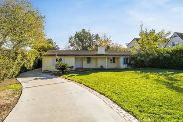 2976 Lombardy Rd, Pasadena, CA 91107