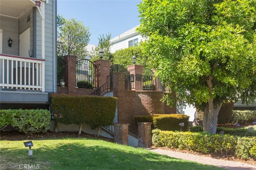 182 W Lemon #B, Monrovia, CA 91016 - #2