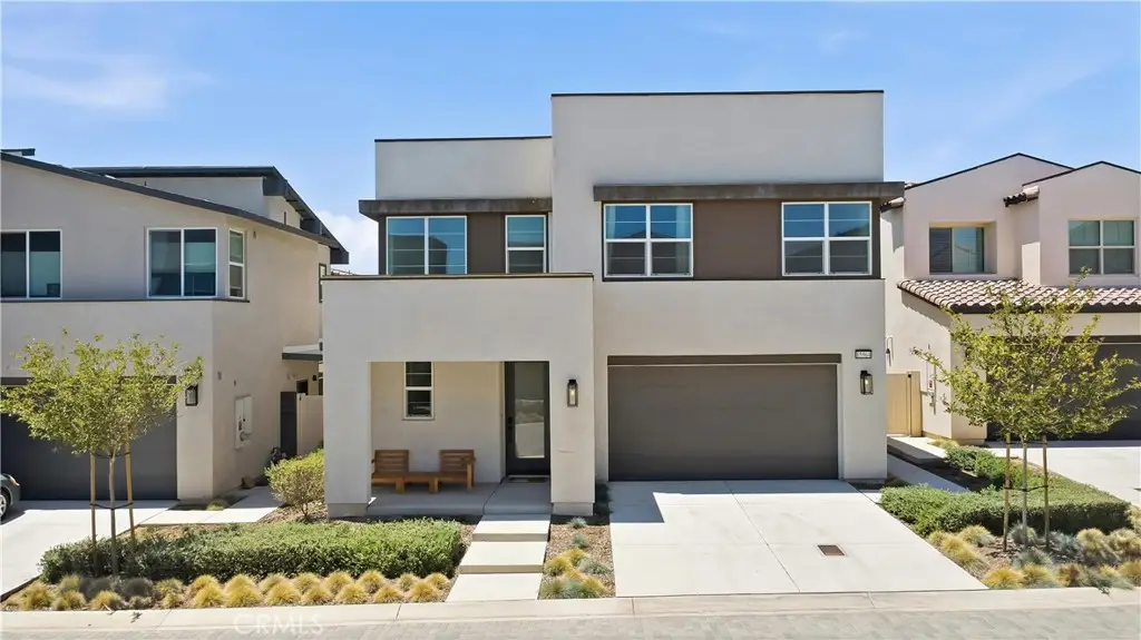 15964 Caterpillar, Fontana, CA 92336 - #1