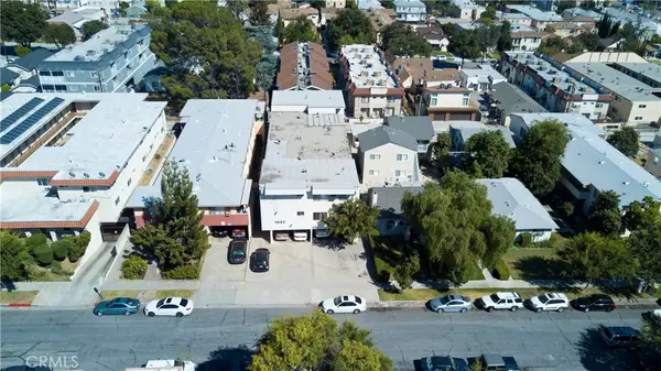1052 Elm Avenue, Glendale, CA 91201