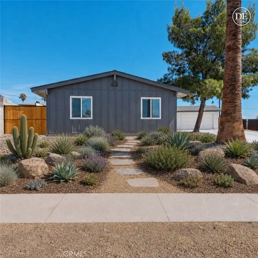 1213 E Virginia Way, Barstow, CA 92311 - #1