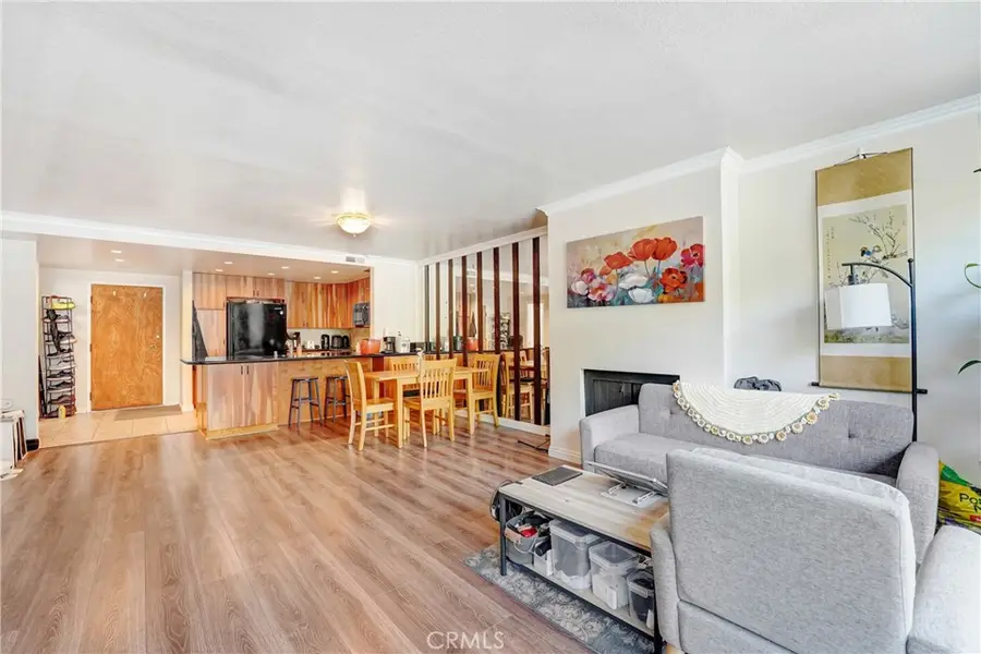 10966 Rochester Avenue #1B, Los Angeles, CA 90024 - #3