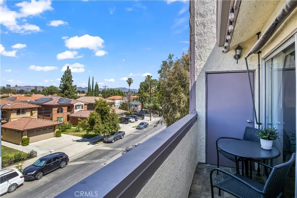 20253 Keswick Street #323, Winnetka, CA 91306 - #1