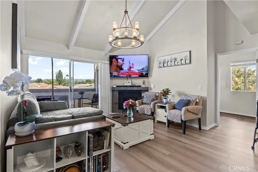 20253 Keswick Street #323, Winnetka, CA 91306 - #3