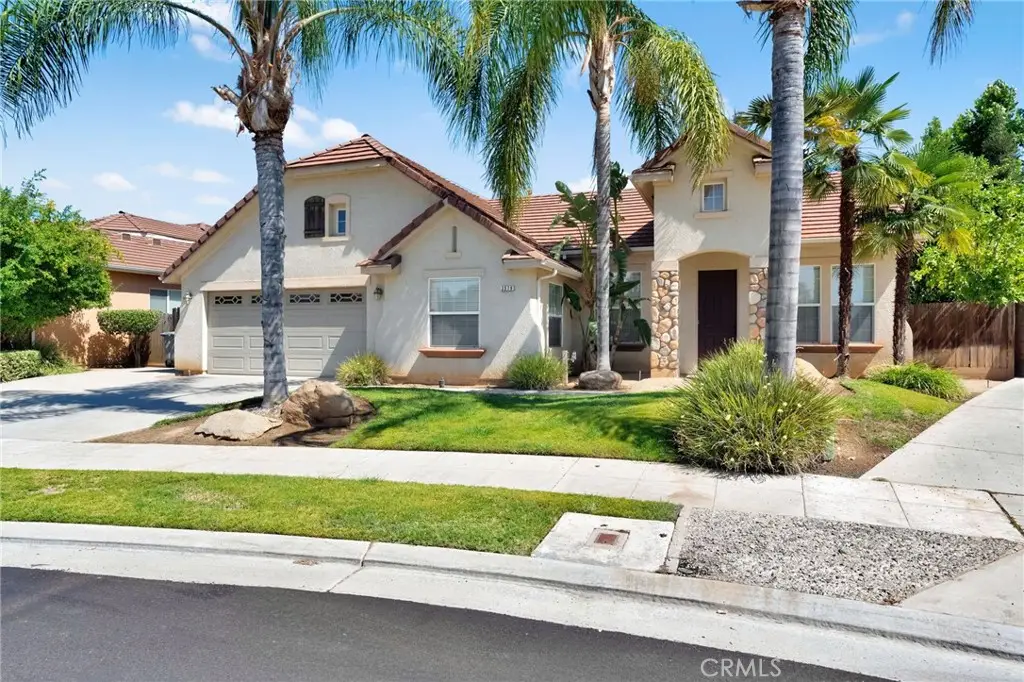 2579 Warner Avenue, Clovis, CA 93611 - #1